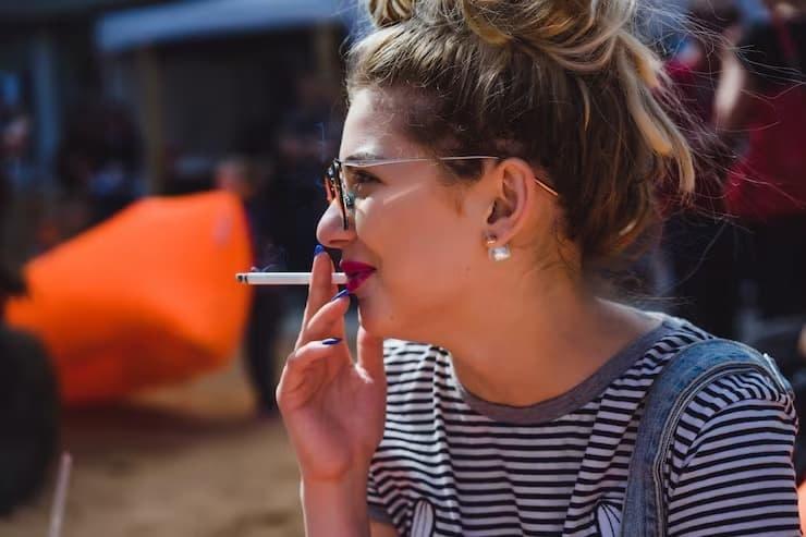 E-Zigaretten Shop expert guide - what do e cigarettes contain, from nicotine to flavorings and safety tips
