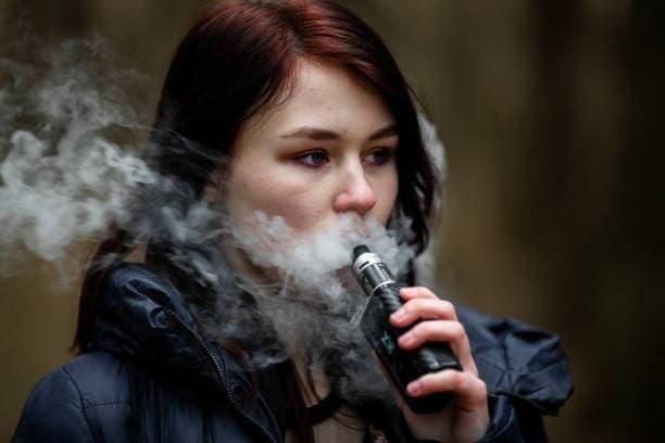 xoilac tv guide to the difference between cigarettes and e cigarettes and what smokers need to know