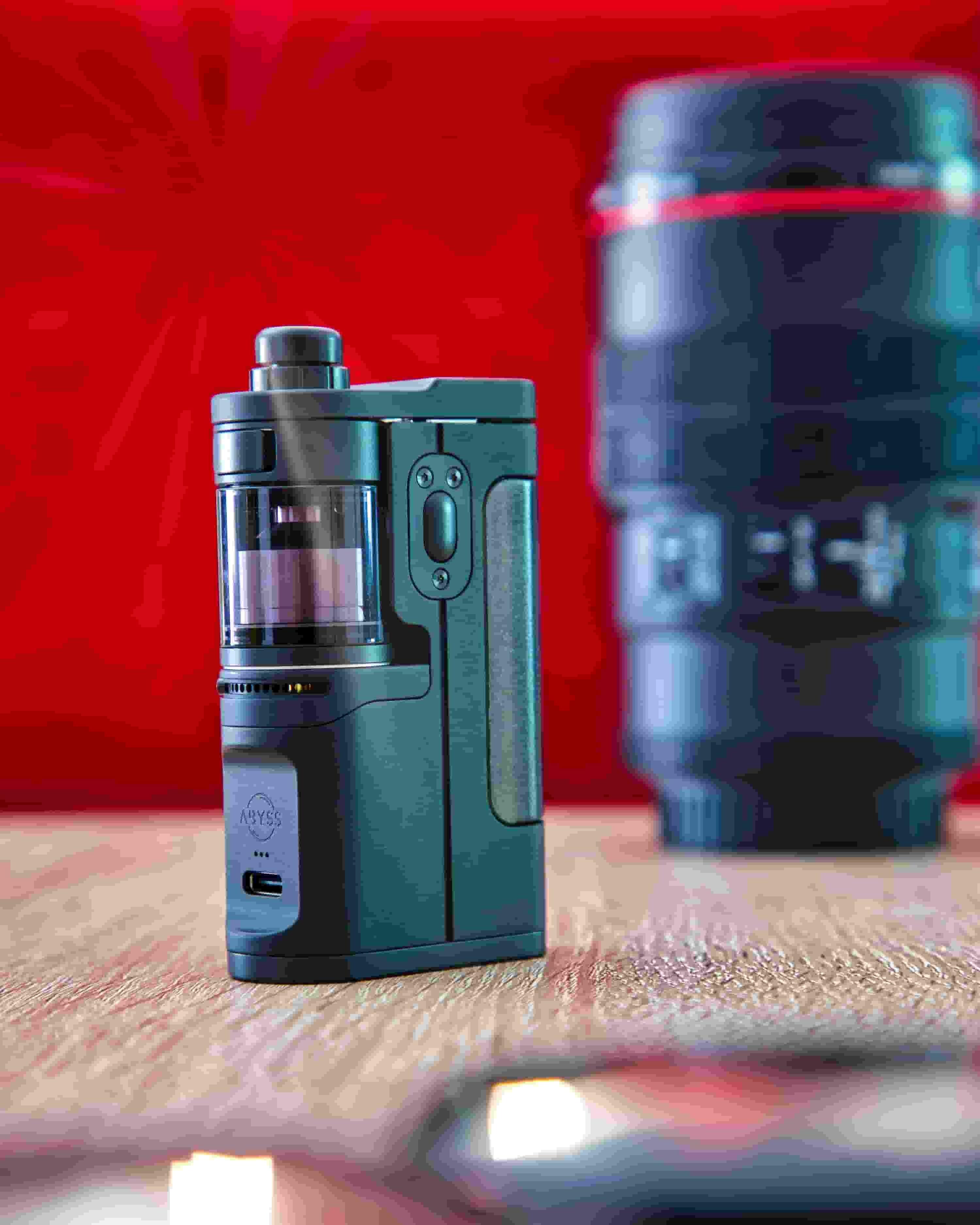 Top Tips for Choosing an E Cigarette Spare Battery for Maximum Vaping Performance