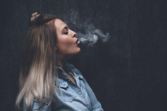 trực tiếp bóng đá live guide balancing match day viewing with is smoking electronic cigarette indoors legal concerns and venue rules