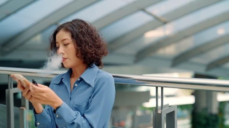E-Papierosy Jednorazowe and what is in e cigarette vapor explained simply for consumers and health conscious users