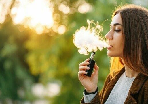 bongdatructuyen and what is in e cigarettes explained practical guide to vaping ingredients and online live streams
