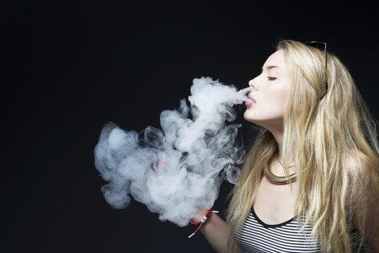 When trực tiếp bóng đá xôi lạc trends collide with articles about e-cigarettes a quirky look at fandom and public health