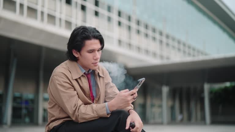 elektronické cigarety and what is in electronic cigarettes explained simply for curious vapers