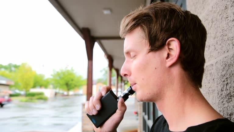 IBVape Shop Travel Tips for an electronic cigarette in flight Including Packing Advice and Airline Rules