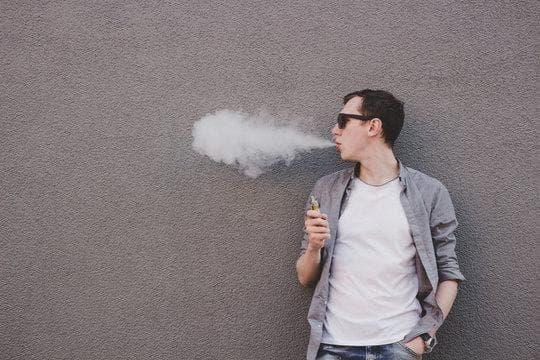 IBvape travel FAQ can you put electronic cigarettes in checked luggage and IBvape tips for safe airline travel